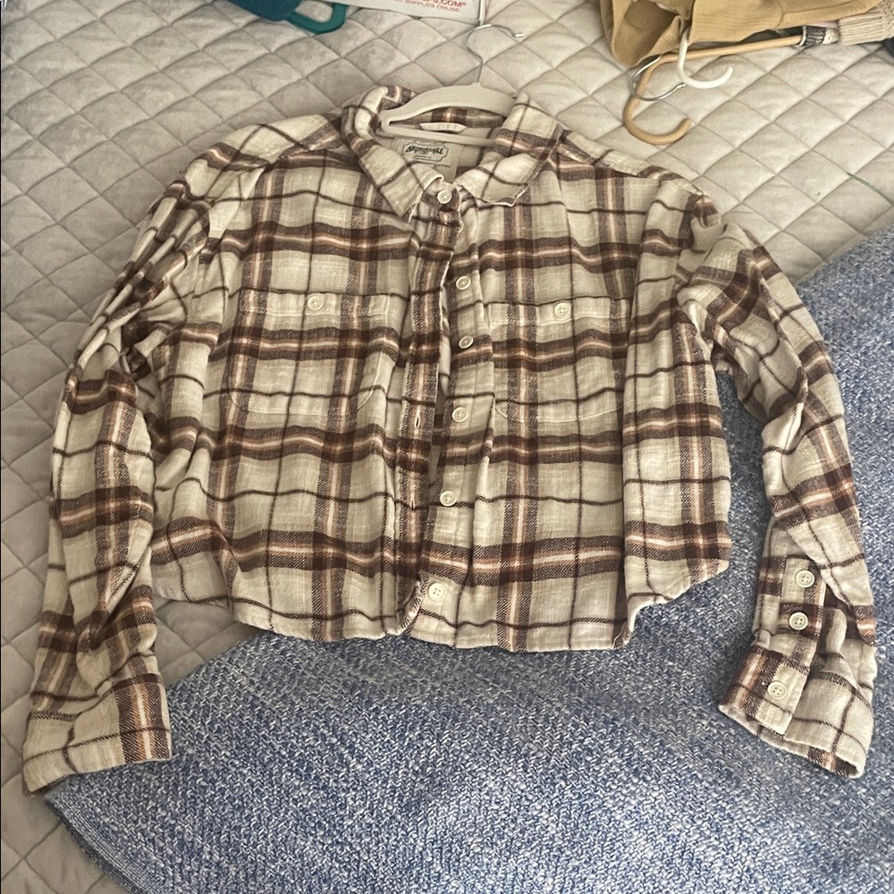 American Eagle Outfitters Cream and Brown Plaid Shirt